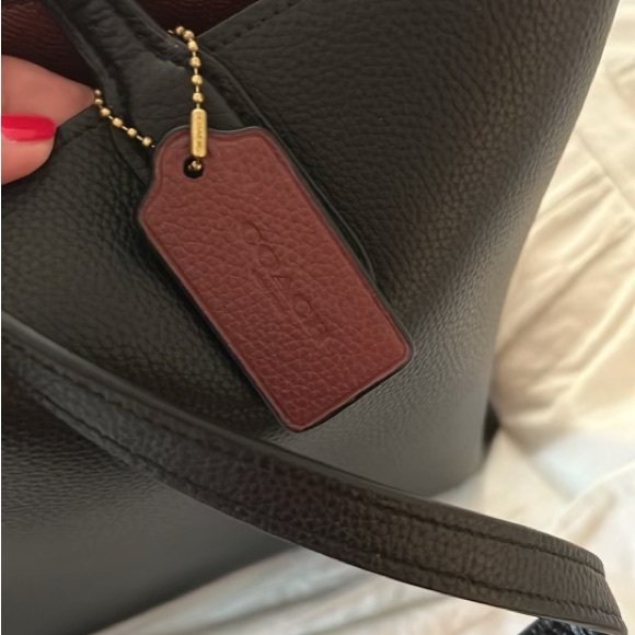 Black Large Coach Purse - Picture 2 of 4